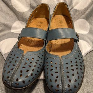 Spring Step Lorona Mary Jane (Denim) Women's size 39 (8.5)